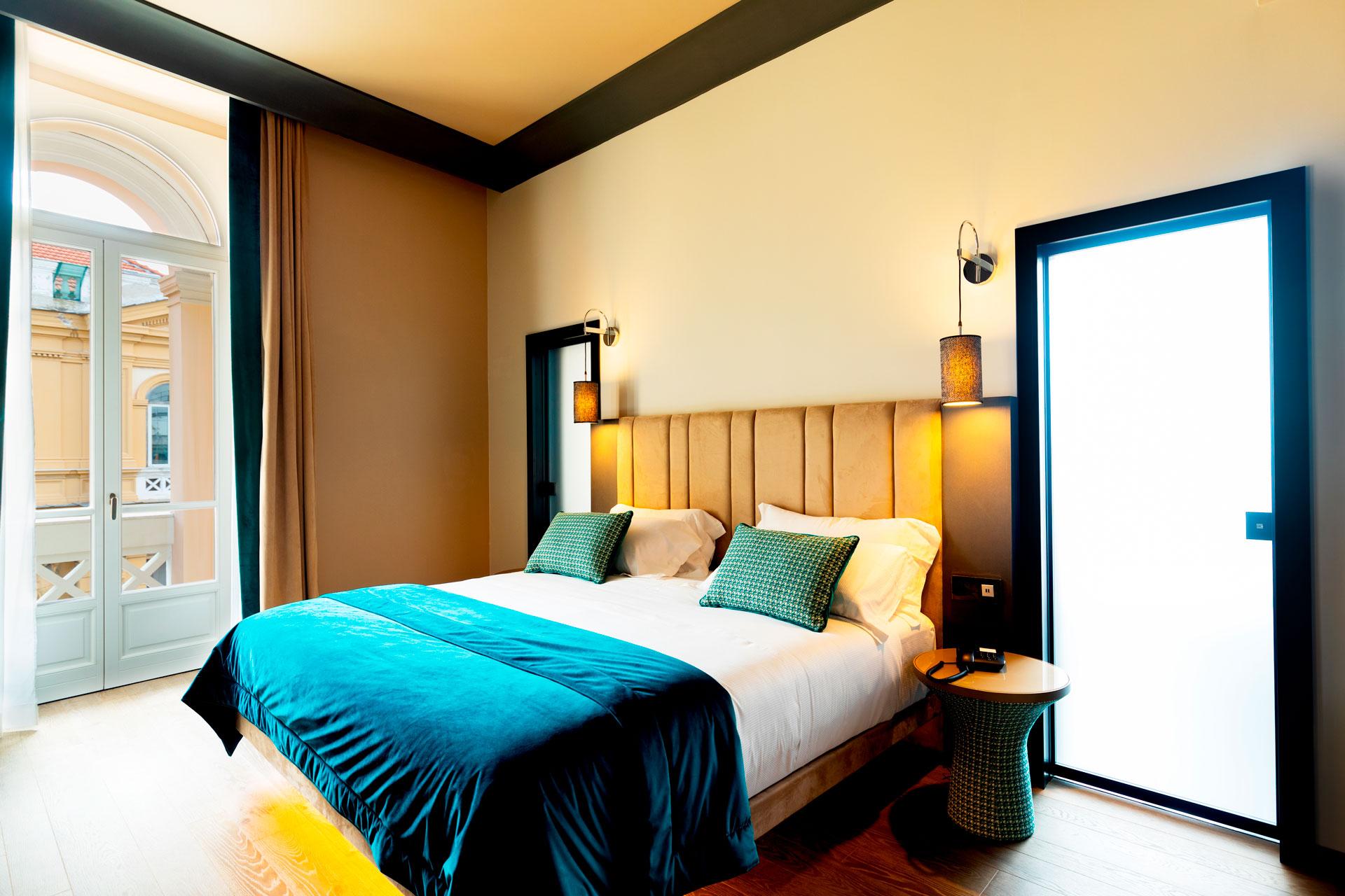 Amadomus Luxury Suites Napoli Ngoại thất bức ảnh