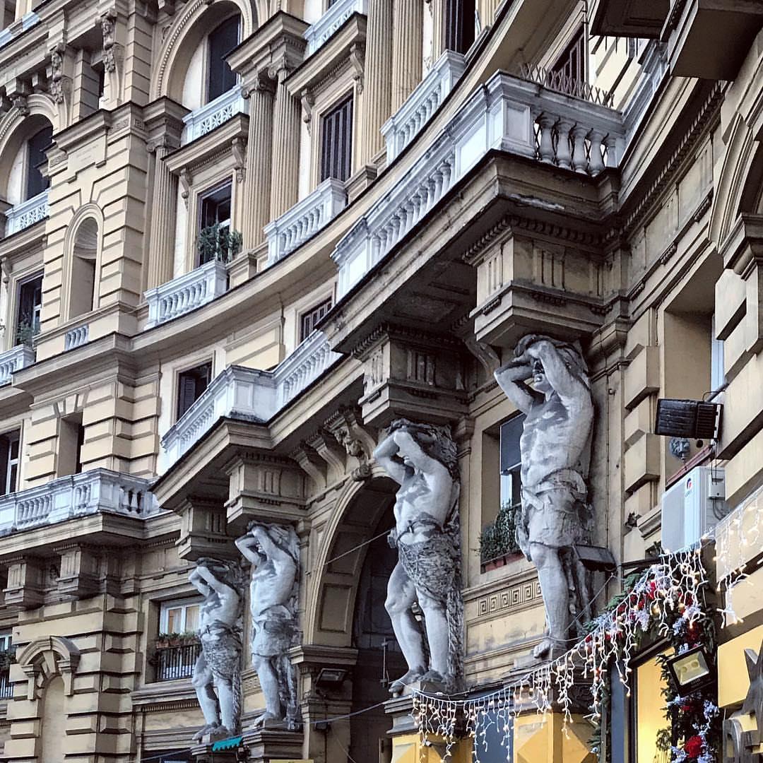 Amadomus Luxury Suites Napoli Ngoại thất bức ảnh